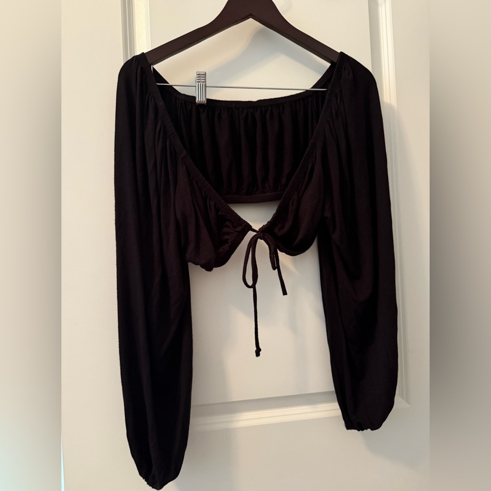 Summer Black Women's off the shoulder top w/ tie in the front